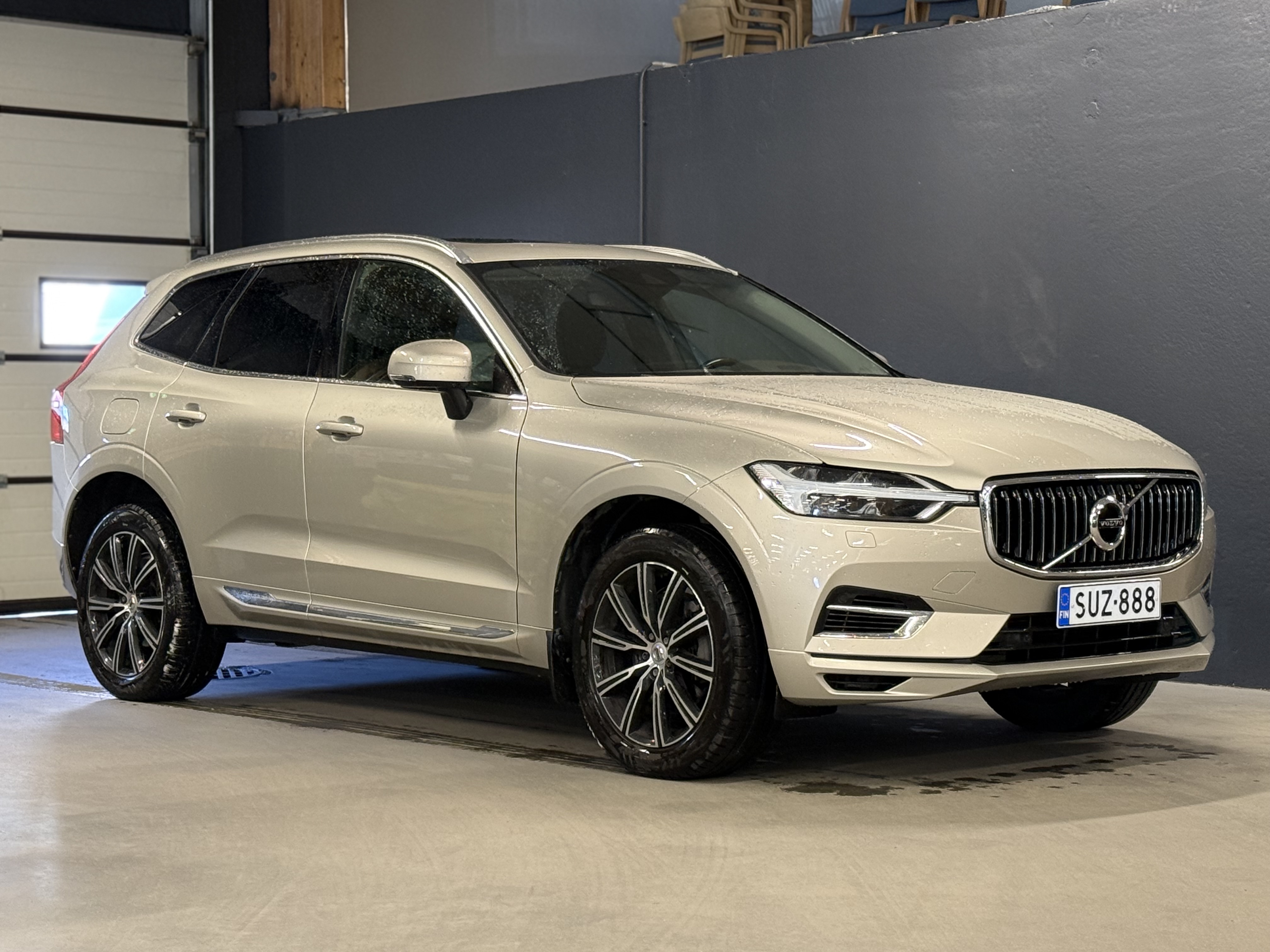 Volvo XC60 T8 AWD Inscription aut | Juuri tullut! | Merkkihuollettu! | Suomi-auto | Huippuvarusteet! |