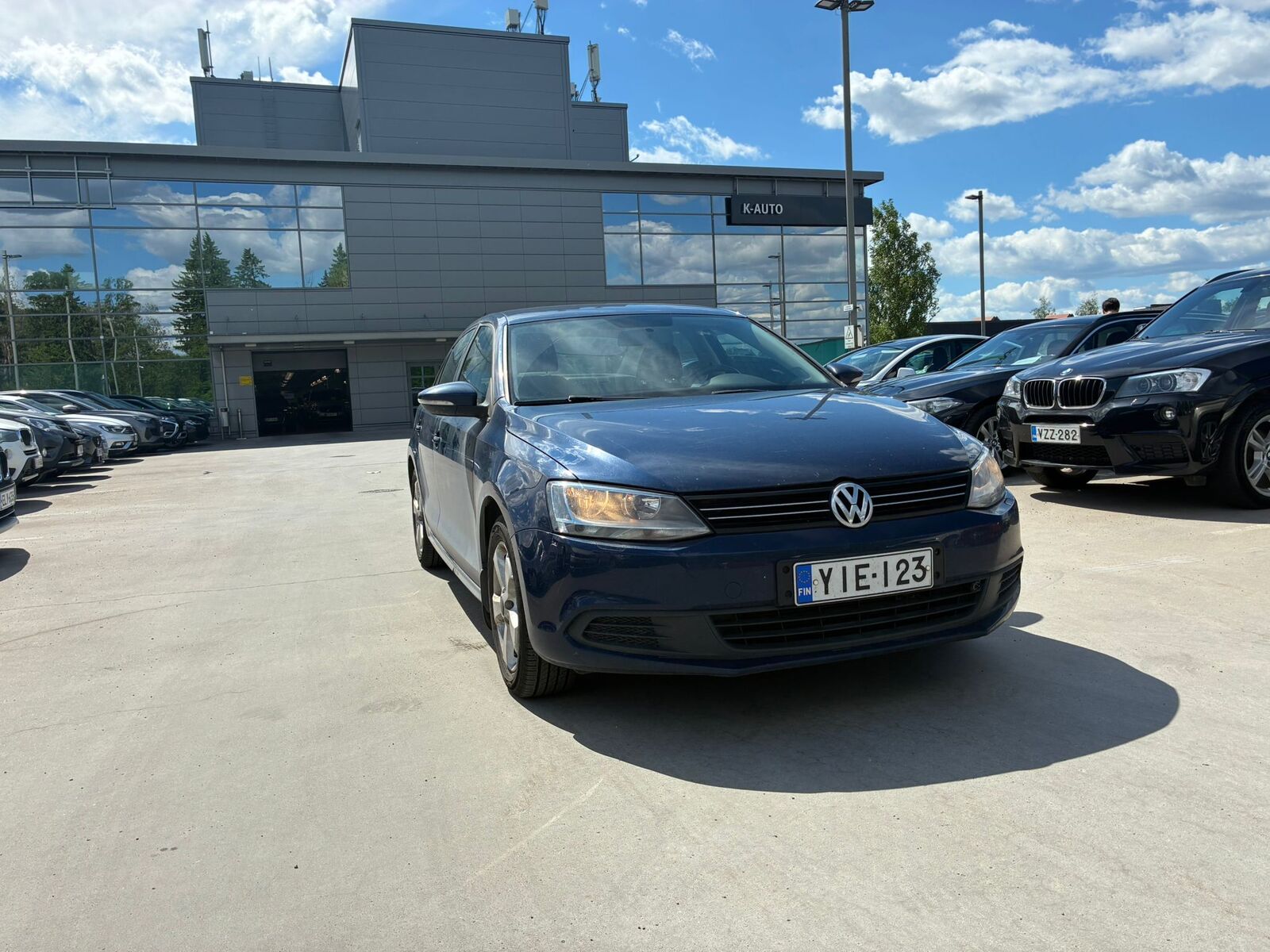 Volkswagen Jetta Comfortline 1,4 TSI 90 kW (122 hv) DSG-automaatti