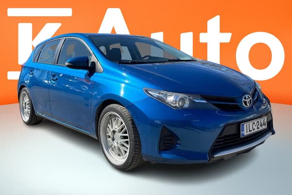 Toyota Auris 1,4 D-4D DPF Life 5ov