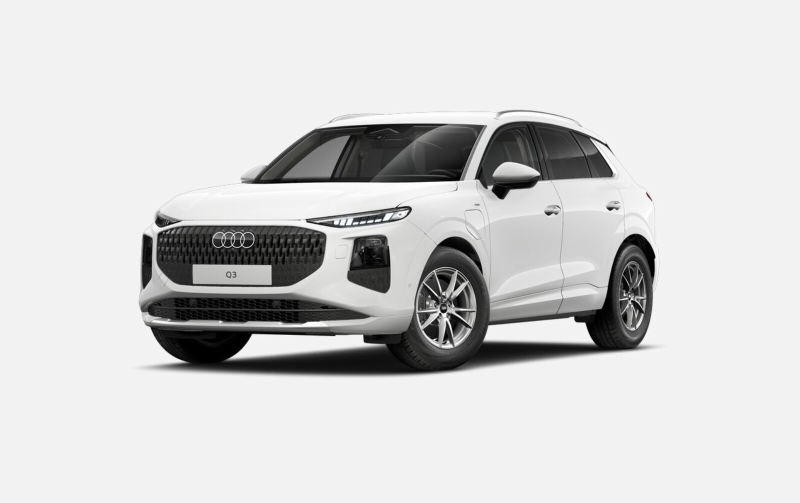 Audi Q3 e-hybrid 200 kW | Vetokoukku | Urheiluistuimet | Adaptiivinen vakionopeussäädin