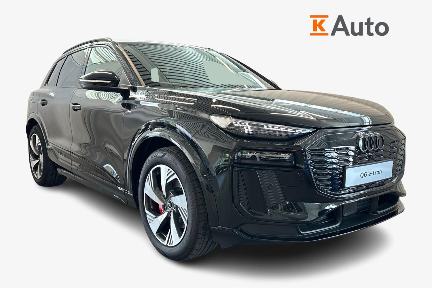 Audi Q6 e-tron quattro S line Ilmajousitus I Musta optiikka Pro I Vetomassa jarruin 2400kg I Matrix LED