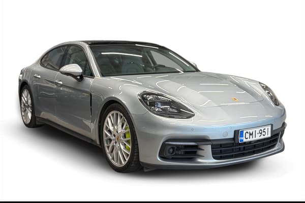 Porsche Panamera 4 E-Hybrid
