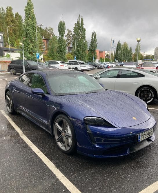Porsche Taycan Turbo