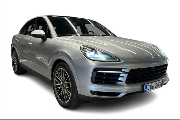 Porsche Cayenne E-Hybrid Coupé Advantage Package