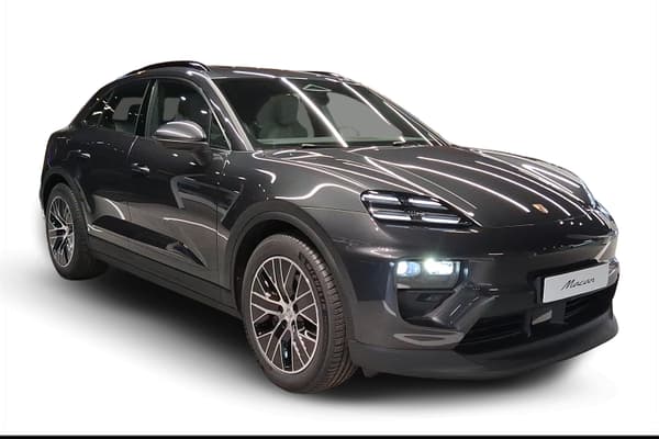 Porsche Macan 4 Advantage Package Plus | Korkotarjous 0,99 % + kulut