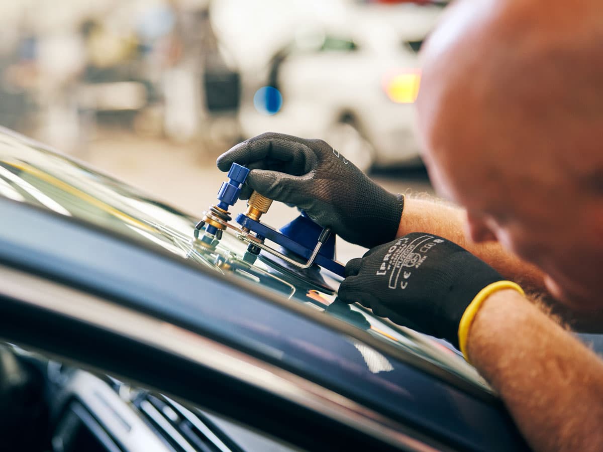 vauriokorjaamo vahinkotarkastus tuulilasi